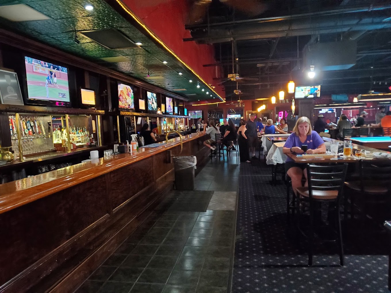 The Revolution Darts and Billiards Springfield photo 2