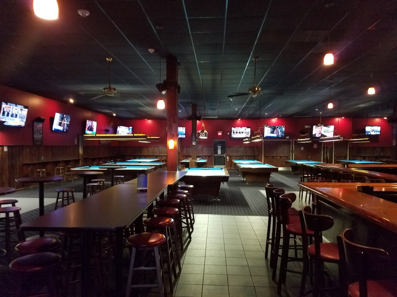 The Revolution Darts and Billiards Fairfax photo 3