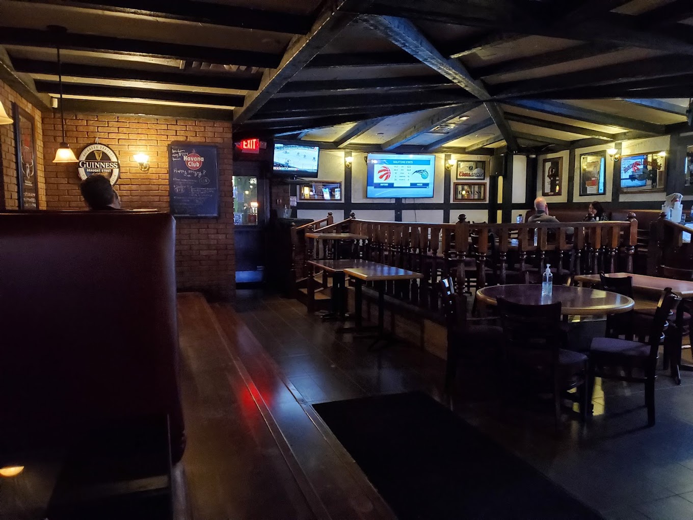 Archibald's Pub photo 3