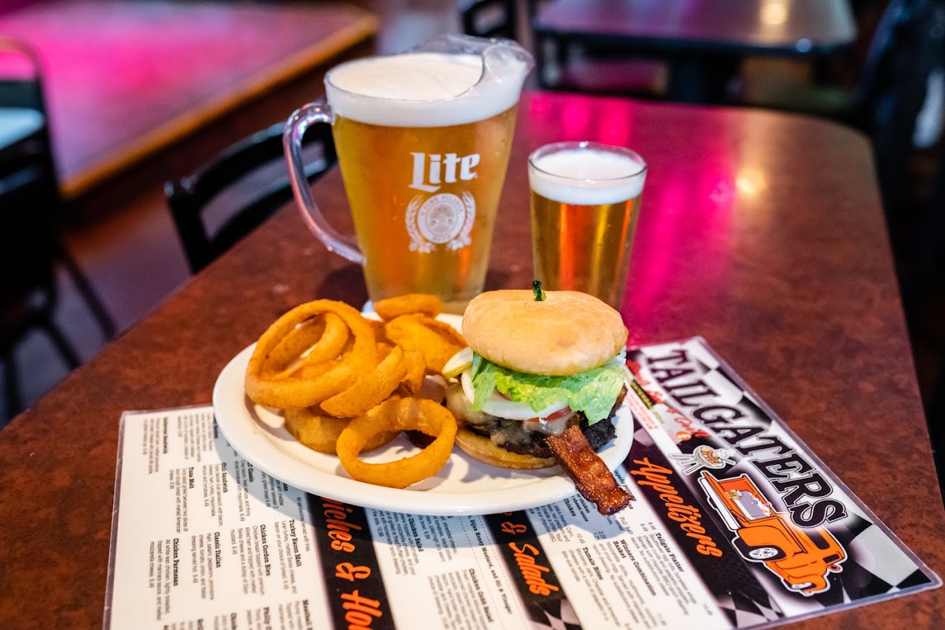 Tailgaters Sports Bar and Grill photo 3