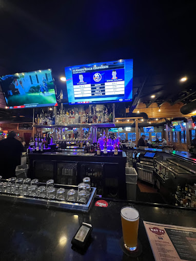 Ray J's American Grill
