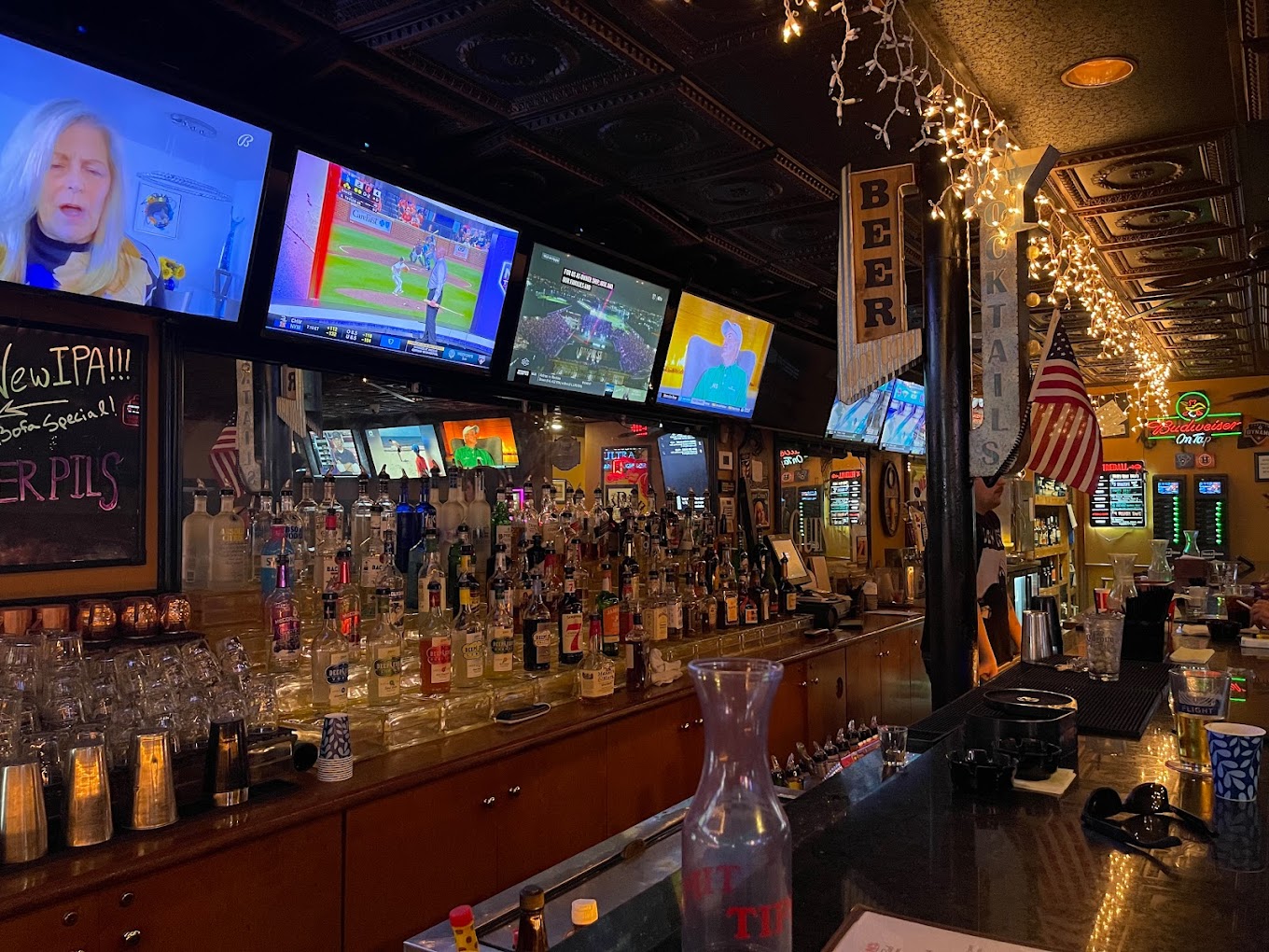 Pennison's Sports Pub