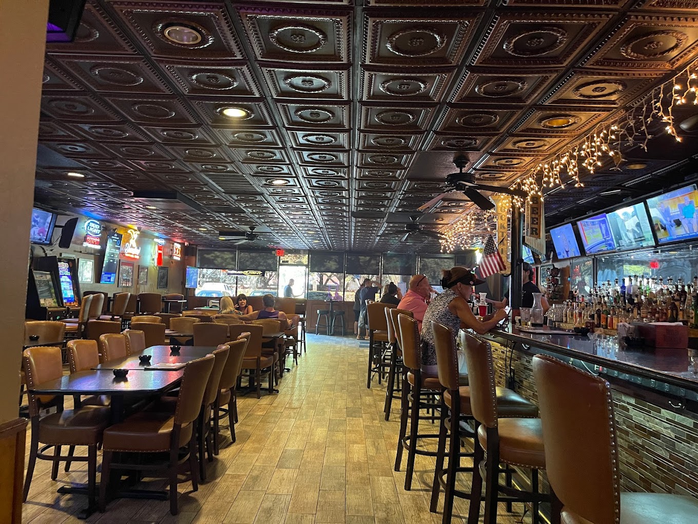 Pennison's Sports Pub photo 3