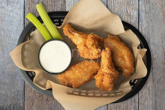 Native Grill & Wings Foothills photo 3