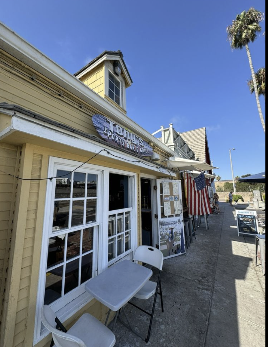 Tony's Sports Bar and Grill photo 6