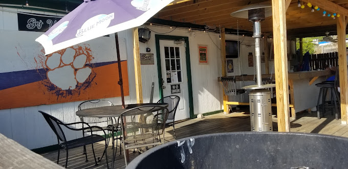 Mullens Irish Pub & Grub