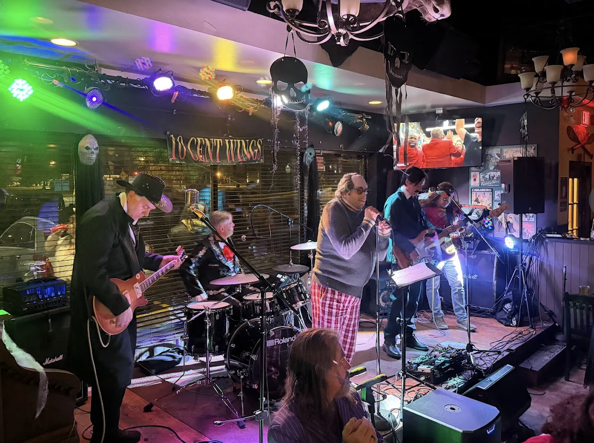 Moose McGuires photo 4