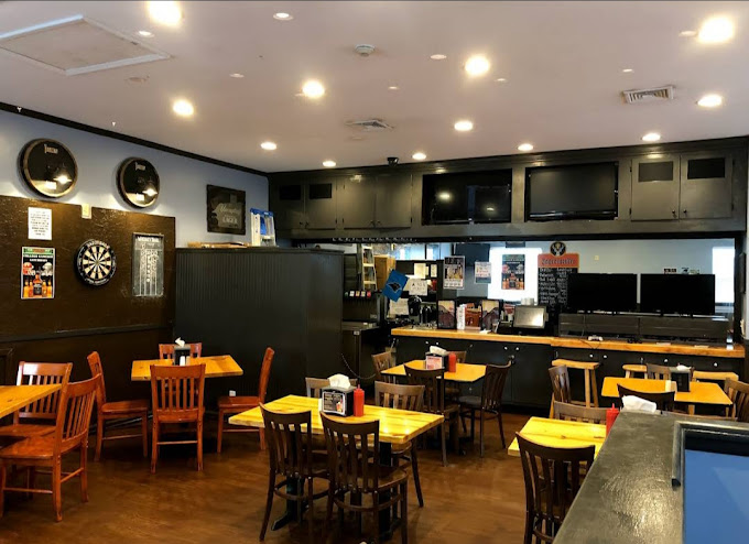 Whiskey Trail Pub & Grill