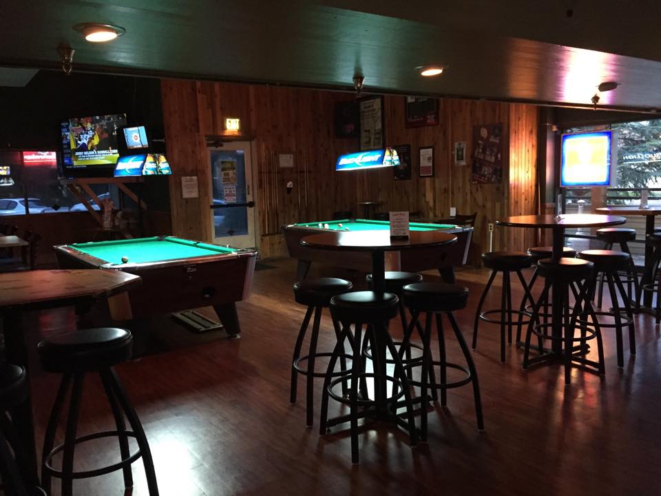 Hanko's Sports Bar and Grill photo 3