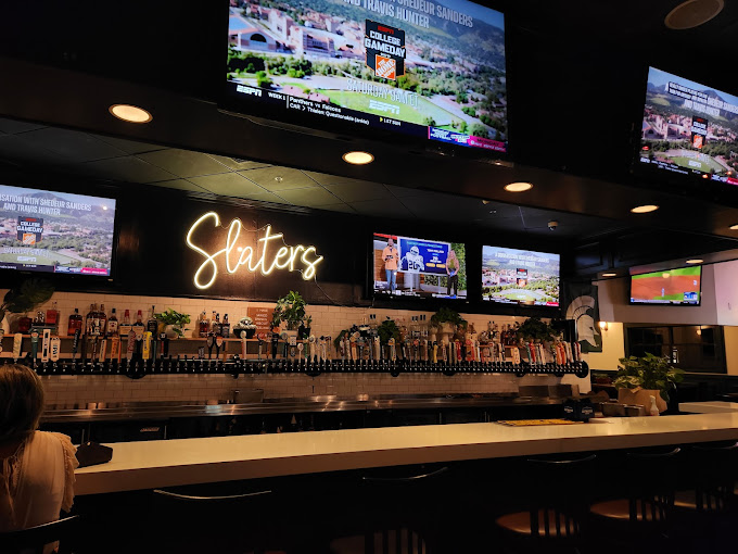 Slater's 50/50 San Diego photo 3