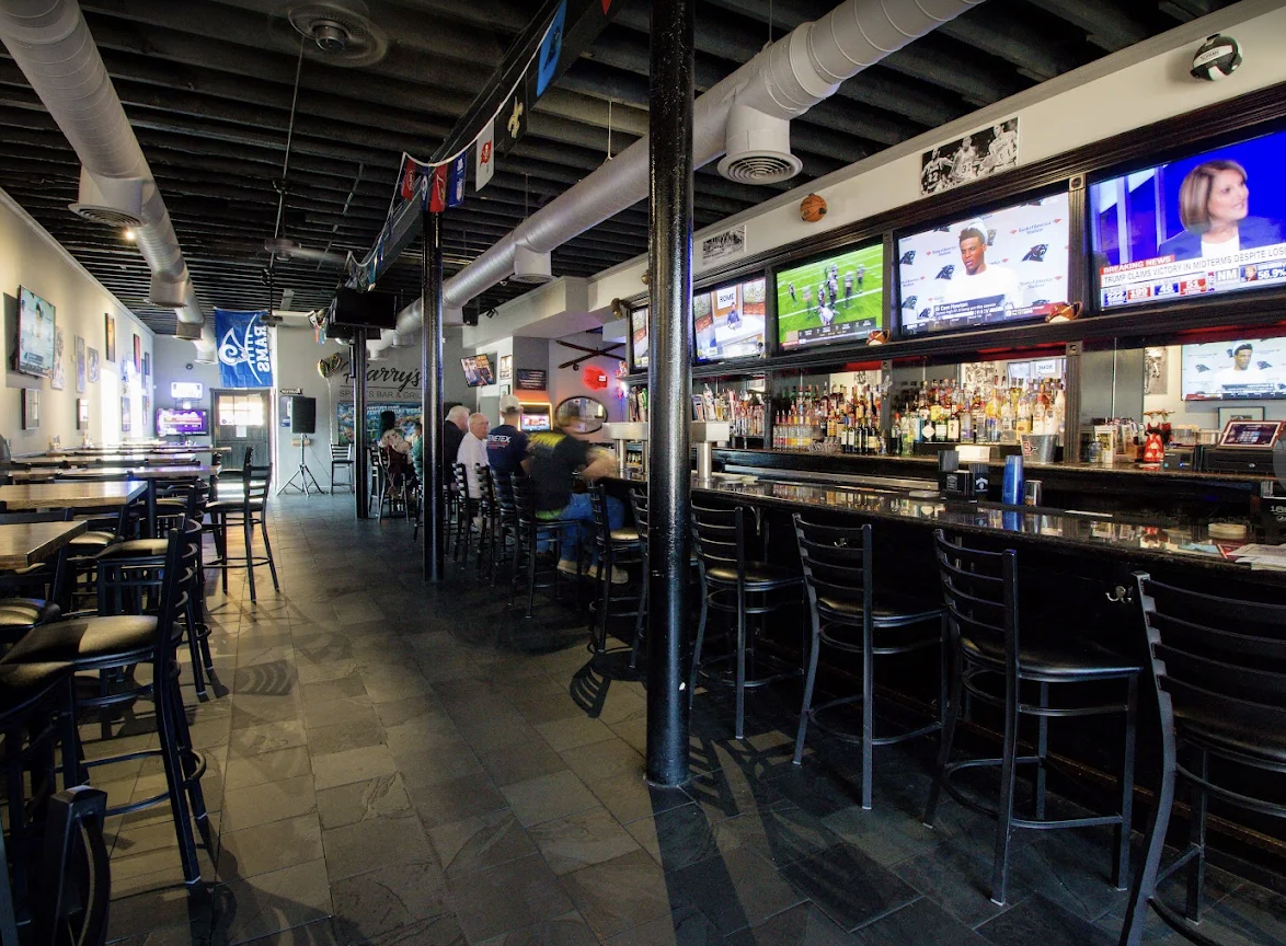 Harry's Sports Bar & Grill photo 6