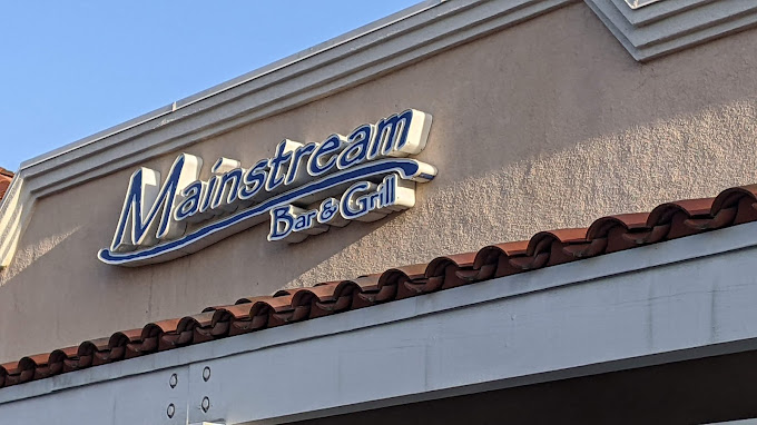 Mainstream Bar & Grill photo 2