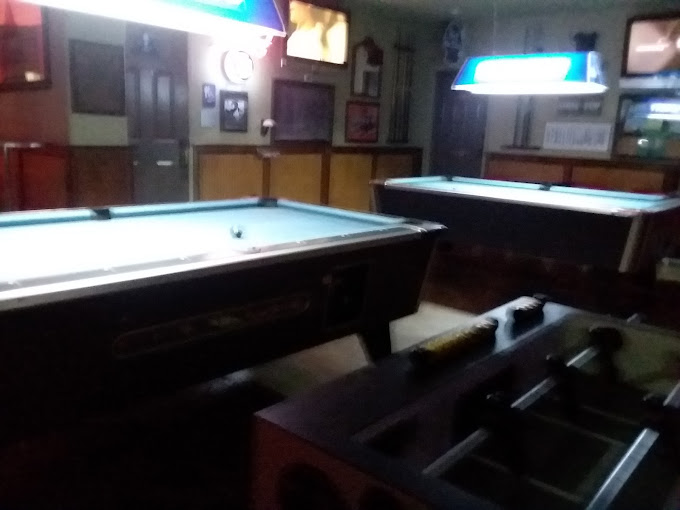 Manny's Cocktail Lounge photo 3