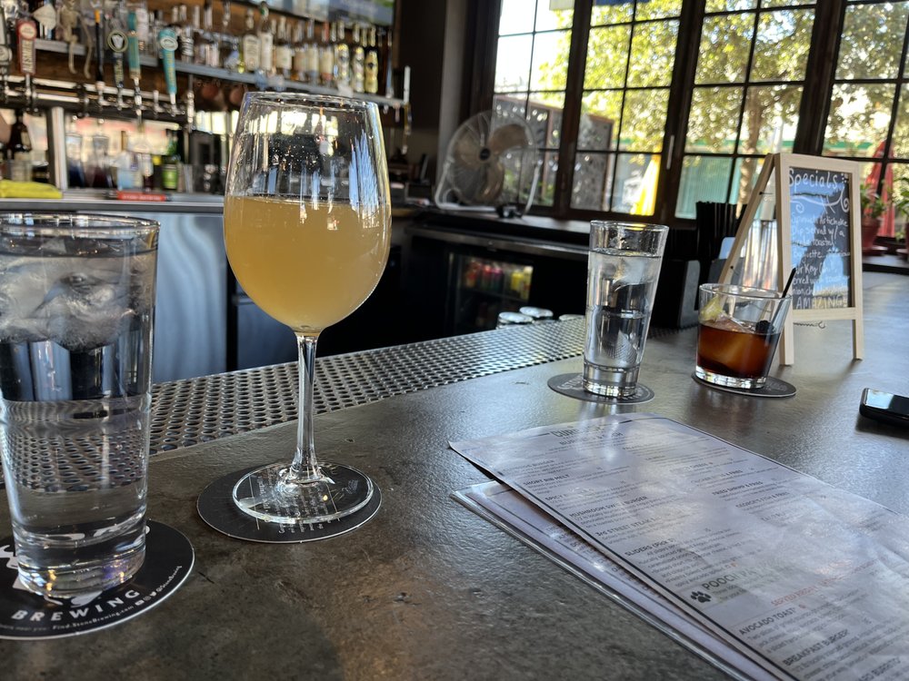 Curbside Eatery and Drinkery photo 3