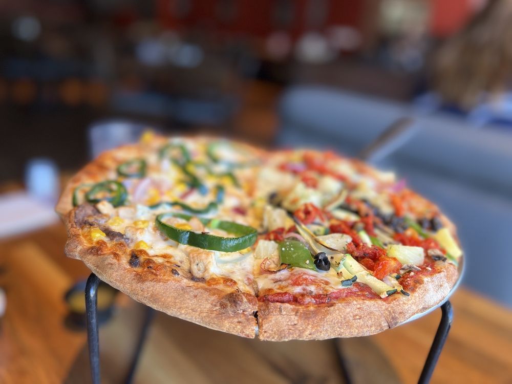 Oggi's Sports Brewhouse Pizza Mission Valley photo 3