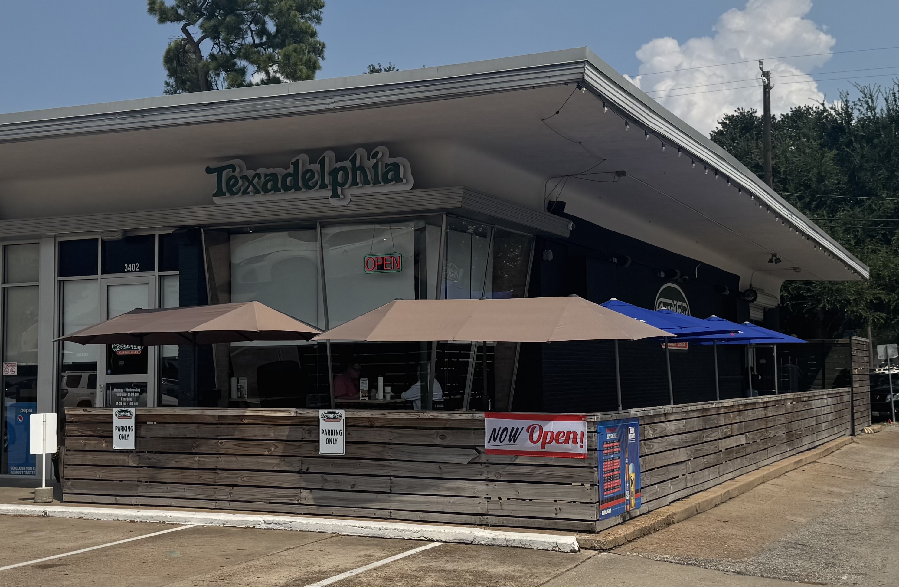 Texadelphia Garden Oaks
