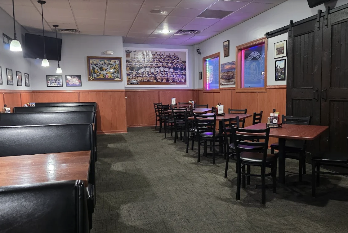 Coach's Corner photo 5