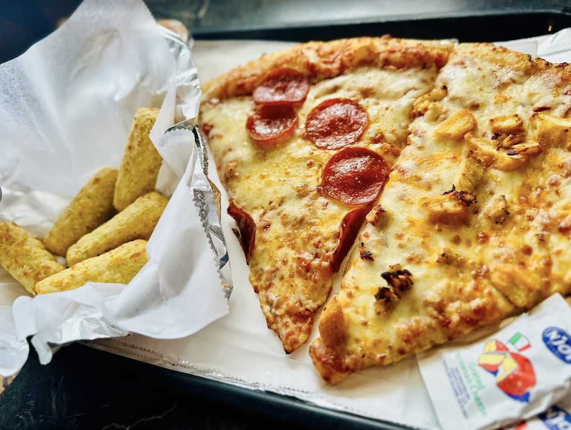 Gumby's Pizza photo 5
