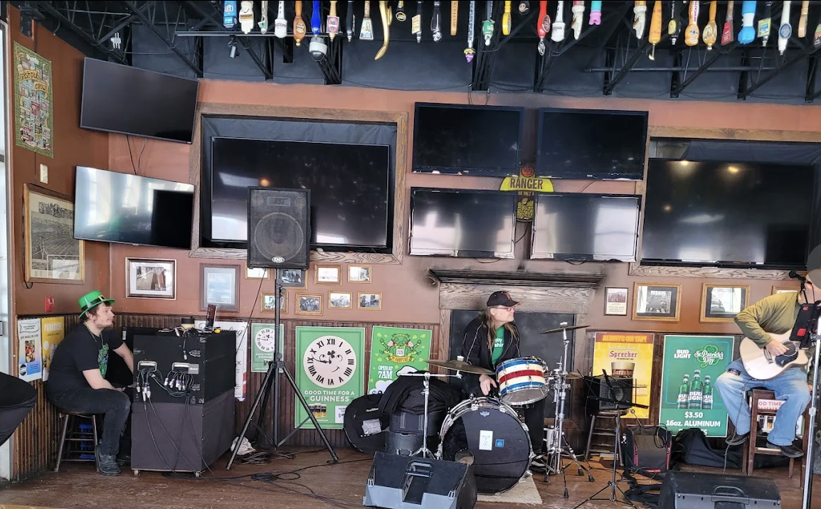 Shakespeare's Pub photo 4