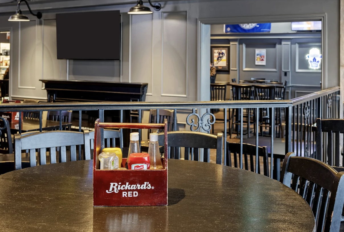 Bollocks Pub & Kitchen Oshawa photo 5