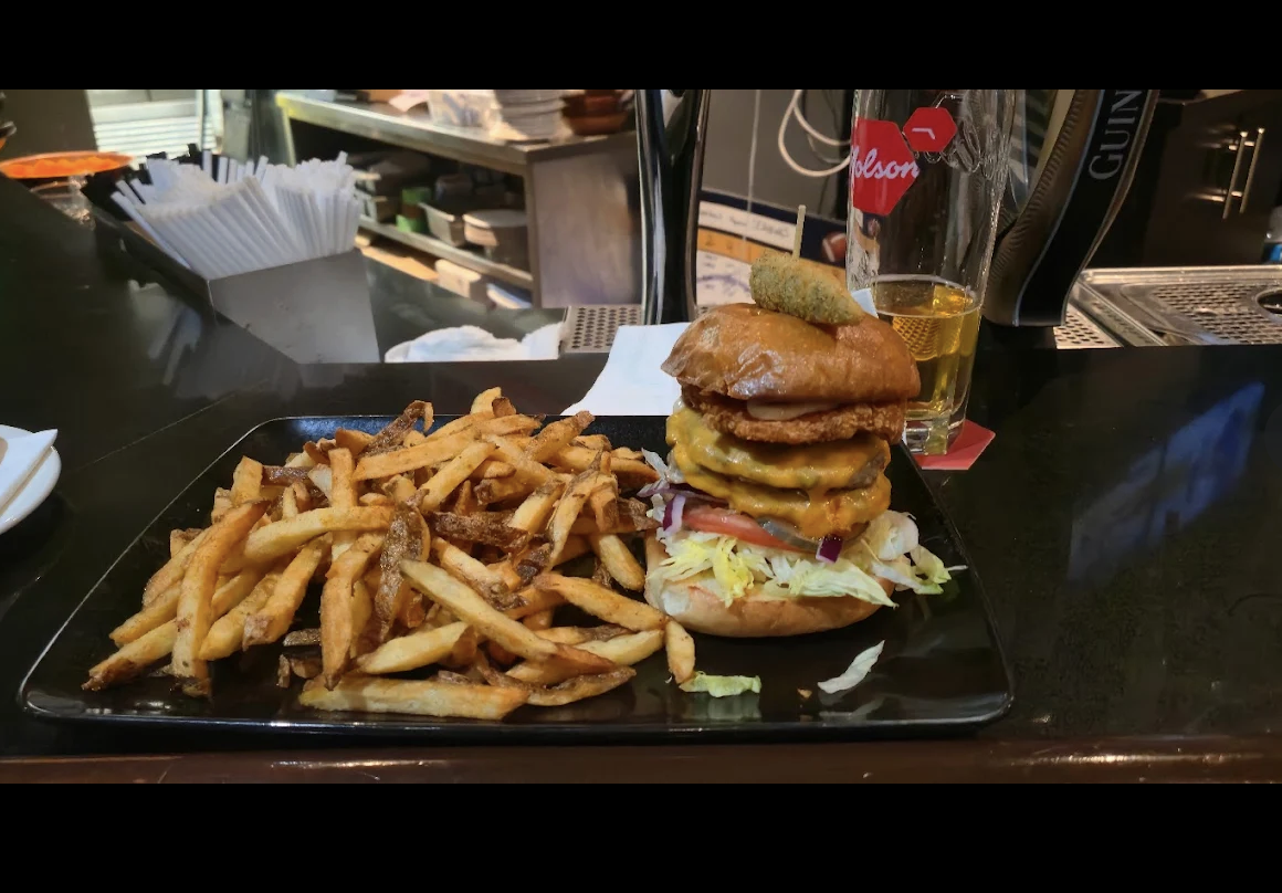 Bollocks Pub & Kitchen Oshawa photo 6