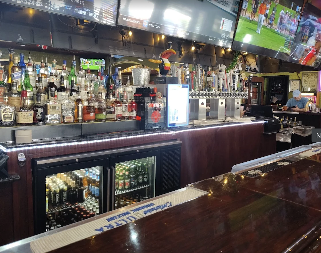 Tilted Kilt Pub & Eatery