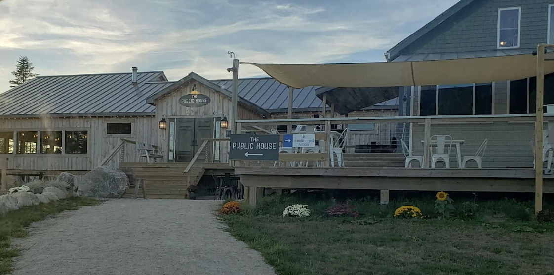 The Public House photo 4