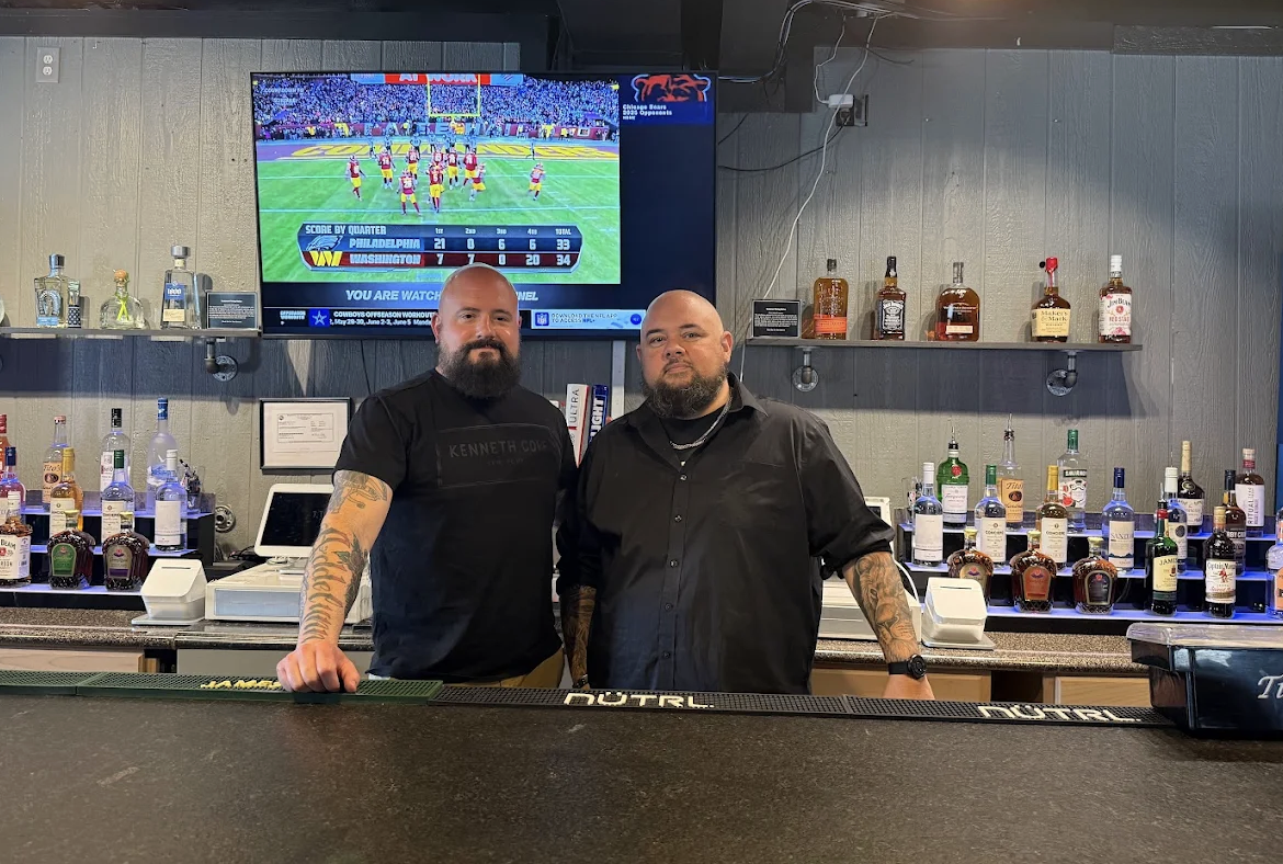 Empire Street Bar & Grill photo 3