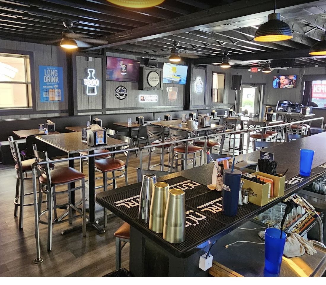 Empire Street Bar & Grill photo 12