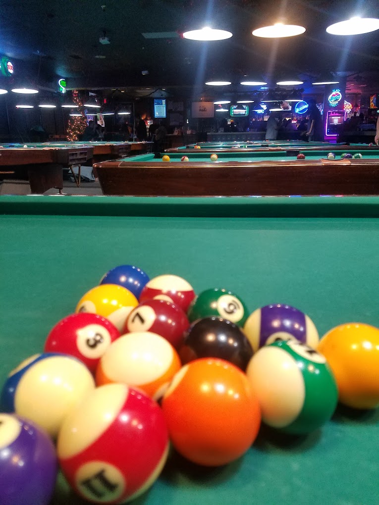 Slate Street Billiards Sports Bar and Grill photo 3
